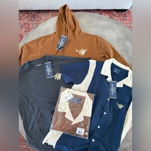 NWT 4 piece men’s bundle of 3 shirts and a hoodie size Medium.
